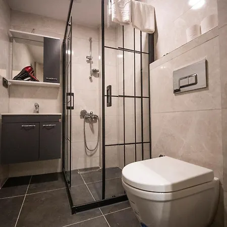 Apartment Skyline Suits Istanbul
